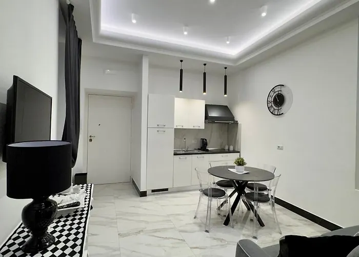 Ferdinando\'S Home