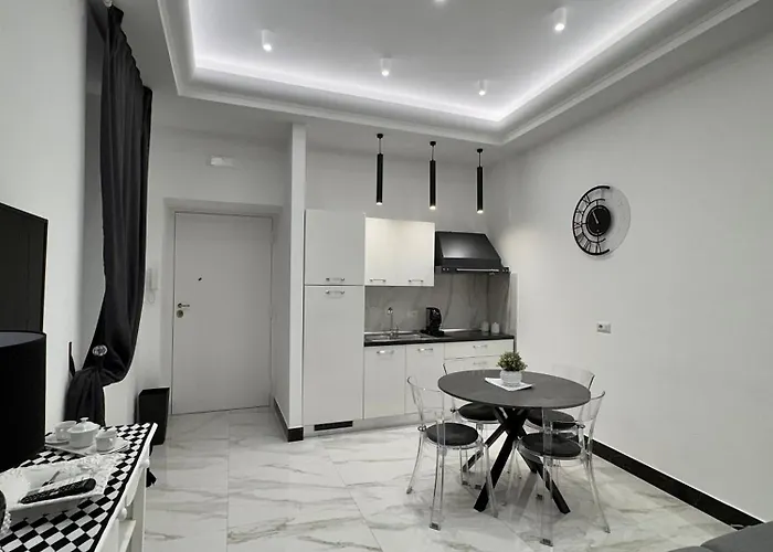 Ferdinando\'S Home